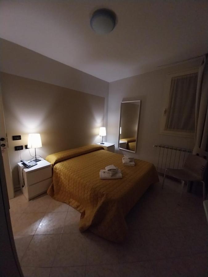 Hotel Cumili Capo di Ponte Dış mekan fotoğraf