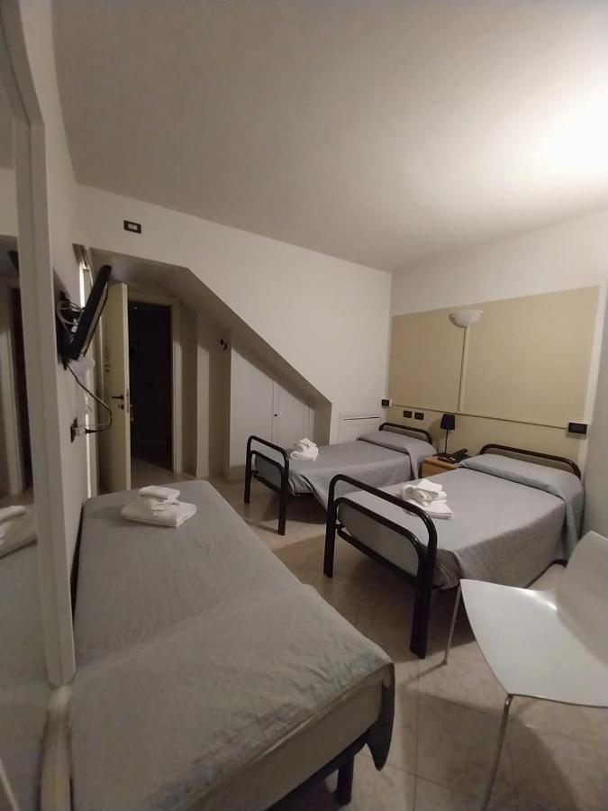 Hotel Cumili Capo di Ponte Dış mekan fotoğraf