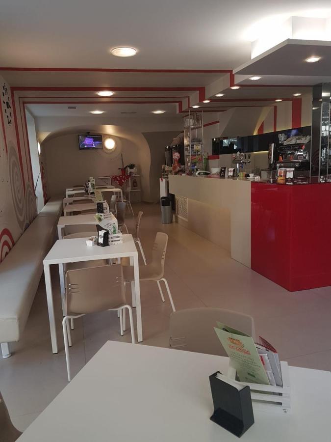 Hotel Cumili Capo di Ponte Dış mekan fotoğraf