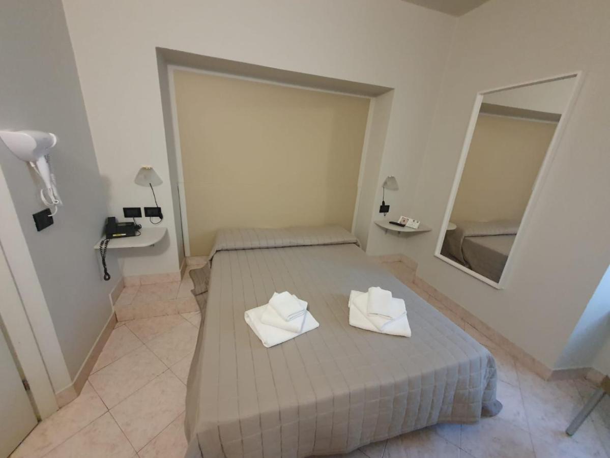 Hotel Cumili Capo di Ponte Dış mekan fotoğraf