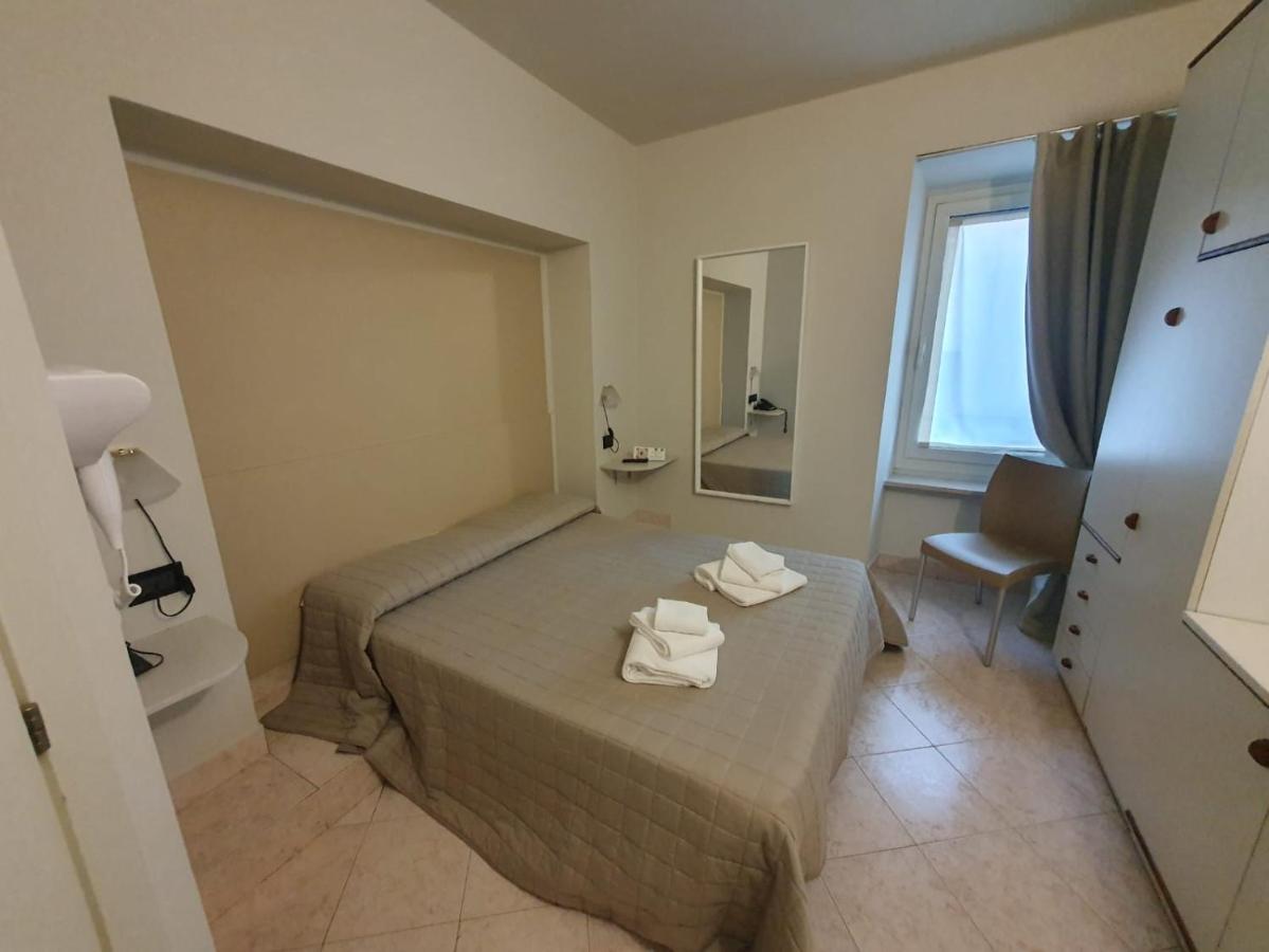 Hotel Cumili Capo di Ponte Dış mekan fotoğraf