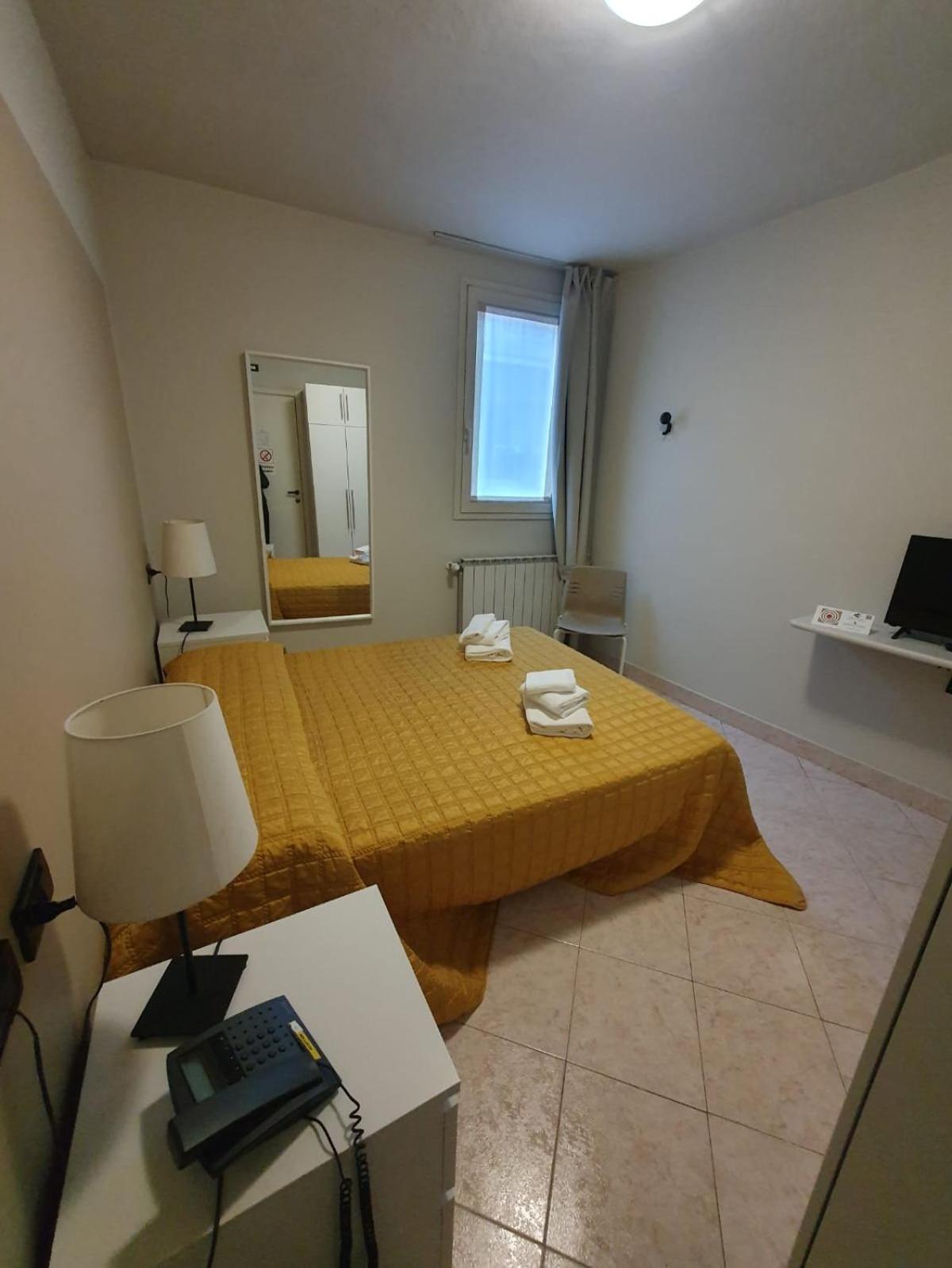 Hotel Cumili Capo di Ponte Dış mekan fotoğraf